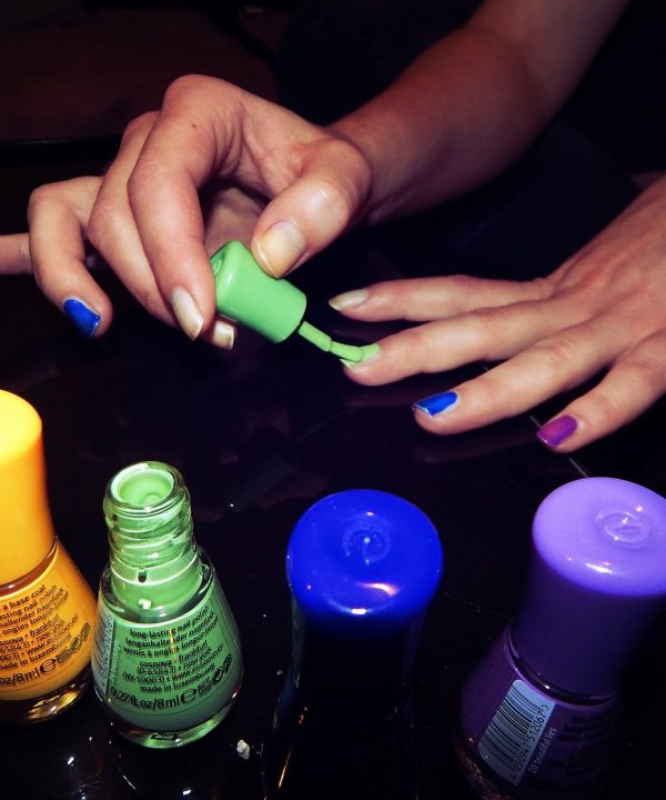 How to Get Dried Fingernail Polish Off Your Carpet